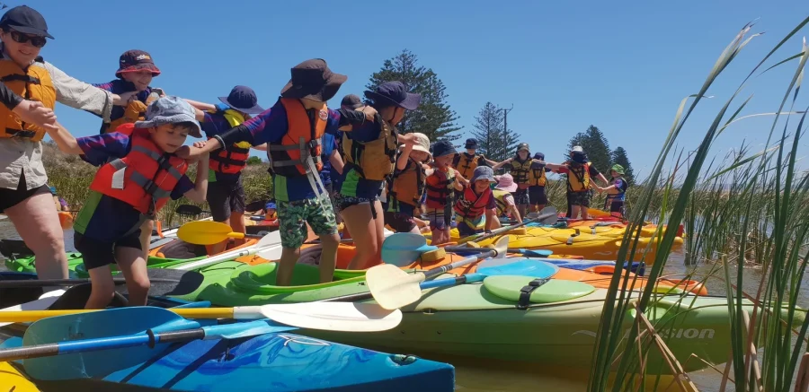 School environmentally friendly class room experiences kayaking Coorong